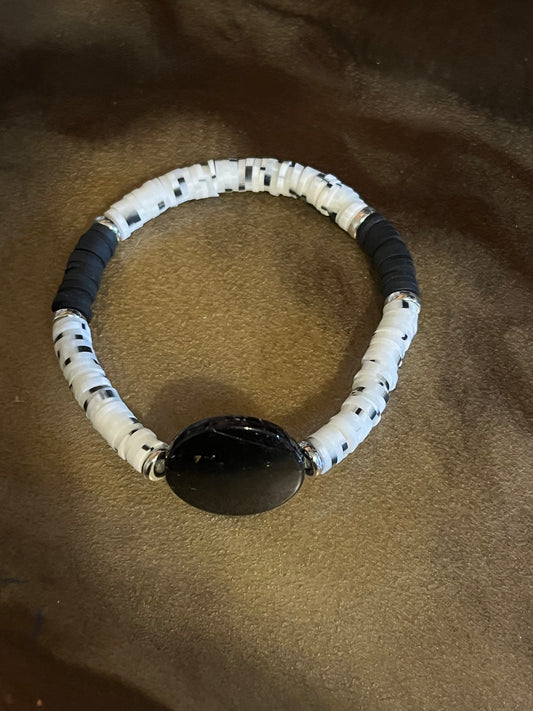 Stretchy bracelet